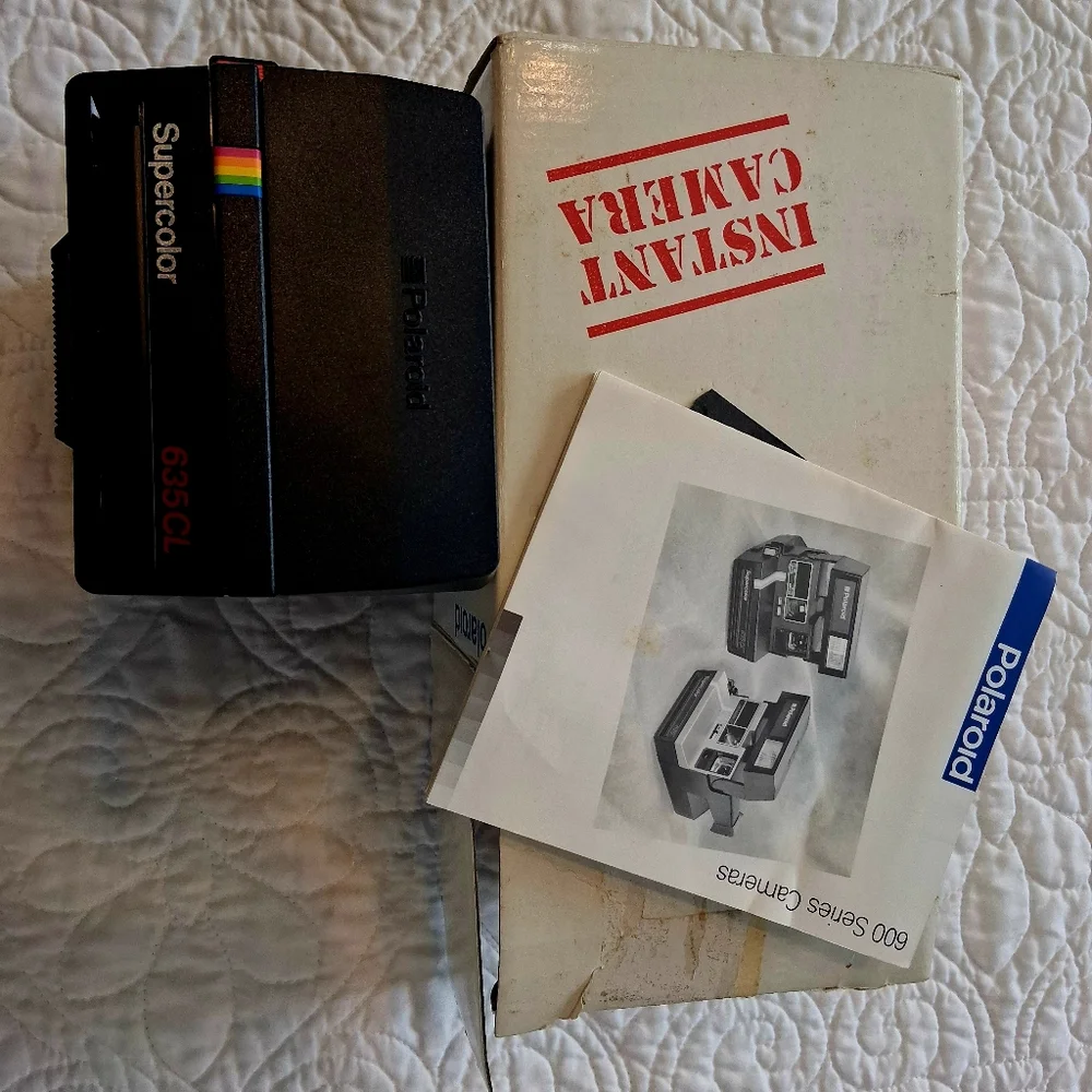 Polaroid Supercolor 635CL Black with Rainbow Accent With Strap, Box And Manuals